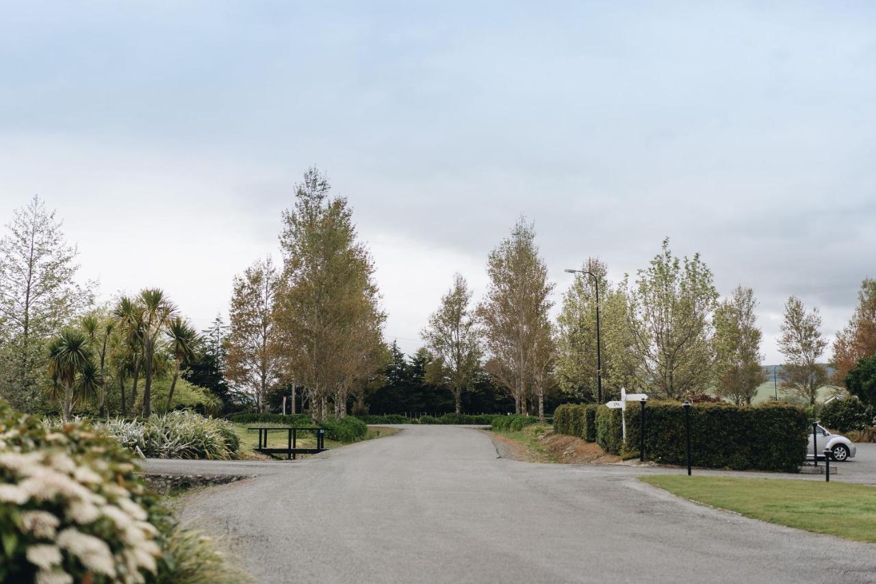 Brackenridge Country Retreat & Spa Martinborough Exterior photo